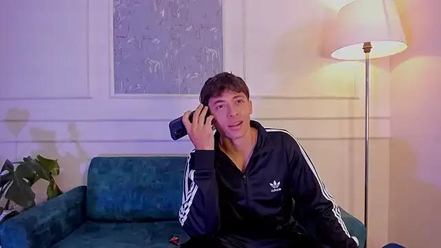 AlessandroDybala on StripChat