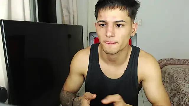 Alex_mojica on StripChat