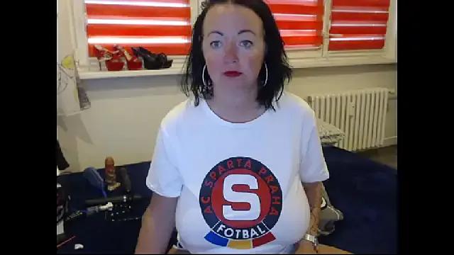 Alexie33 on StripChat