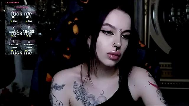 alexx_succubus — Wax Play (boobs, belly)
