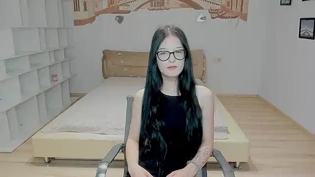 AlicaMoons on StripChat