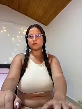 Alina0 on StripChat