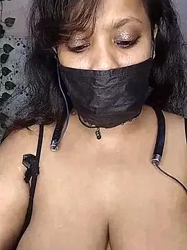 Alina_hot00 on StripChat