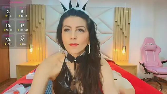 allie_pearl on StripChat