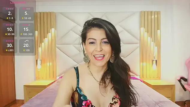 allie_pearl on StripChat