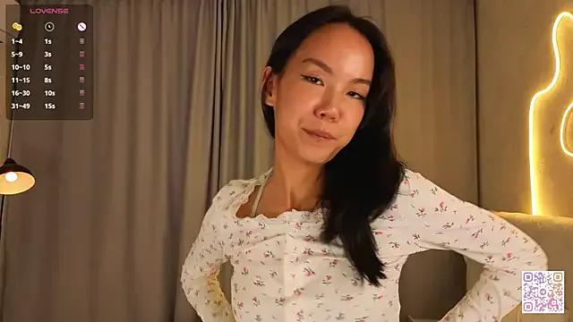 AlodiaAxley on StripChat