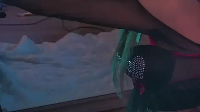 Amanda_River on StripChat