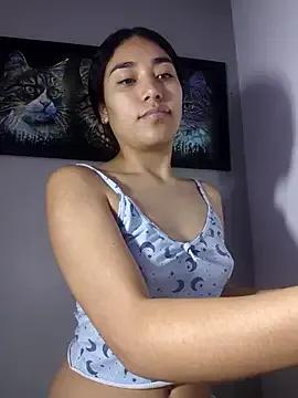 AmberGold- on StripChat