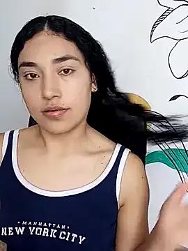 AmberGold- on StripChat