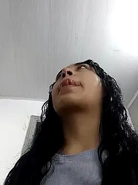 AmberGold- on StripChat