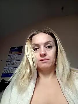 Ami_Foxy on StripChat