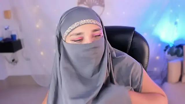 amila_hagda on StripChat