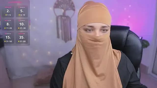 amila_hagda on StripChat