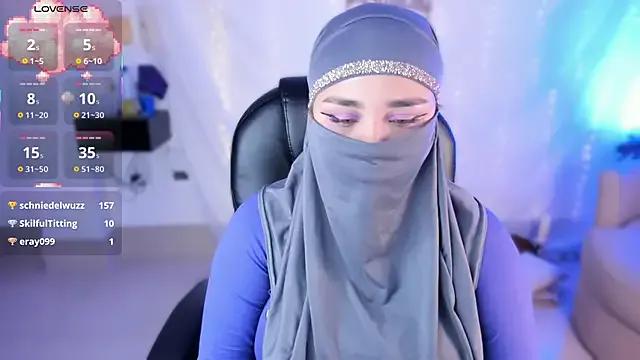 amila_hagda on StripChat