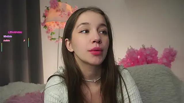 AmiLewis on StripChat