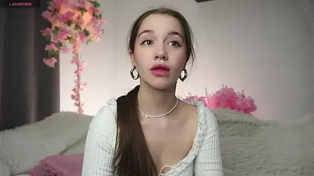 AmiLewis — Freechat on StripChat