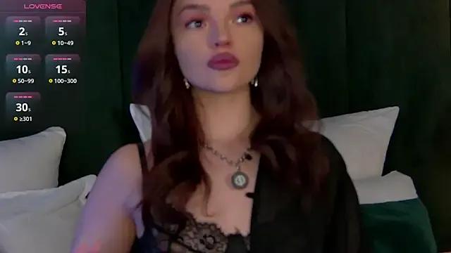 AnaWest on StripChat