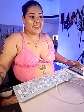 AndreaKinky on StripChat