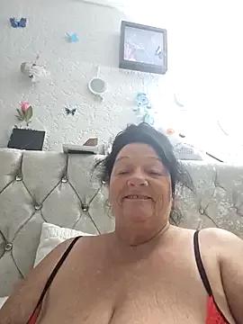 Angeldelightt on StripChat