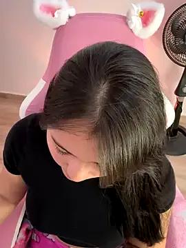 Angeldusttt on StripChat