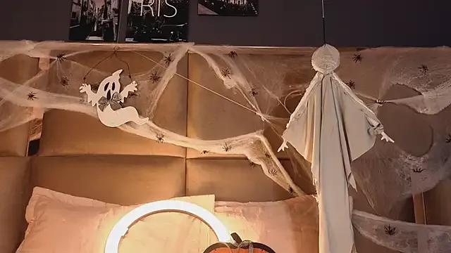 angelinepossy on StripChat