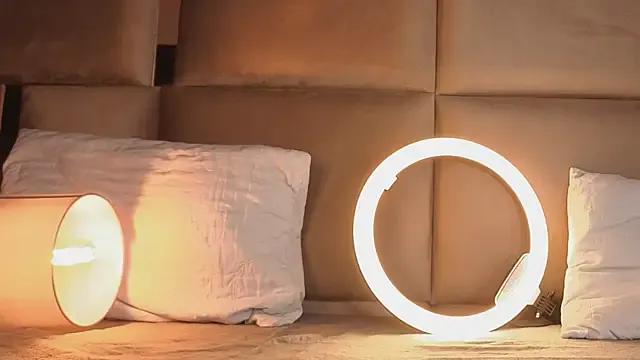 angelinepossy on StripChat