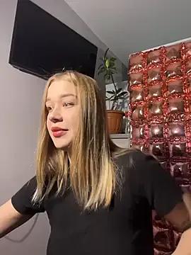 AngellnSilk on StripChat