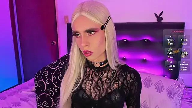 AngelsJones21 on StripChat