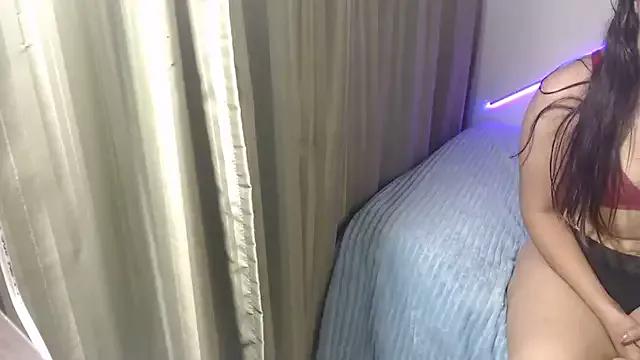 angelyxs on StripChat