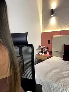 AniiRose on StripChat