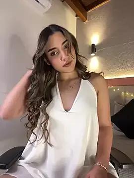 AniiRose on StripChat