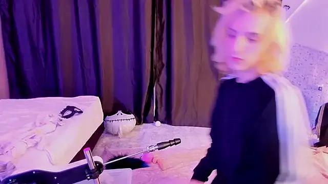 Anjela_Botton on StripChat