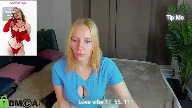 Anna_Chelsea on StripChat