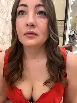 AnnaBri on StripChat