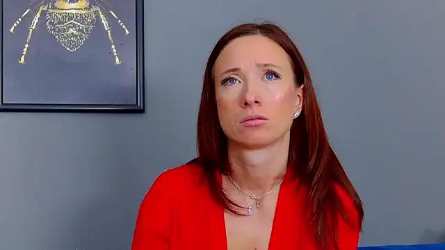 AnneHove on StripChat