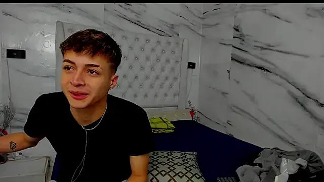 Ari_and_Storm —   oil ass 