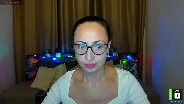 Arianasweety23 — dance in latex dress