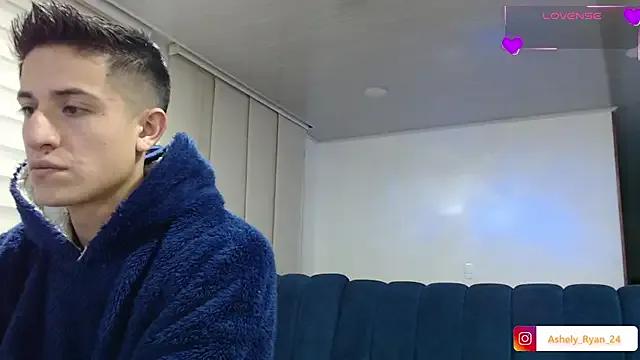 ashely_ryan24 on StripChat