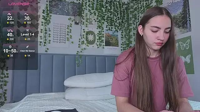 Ashley_Pierce on StripChat