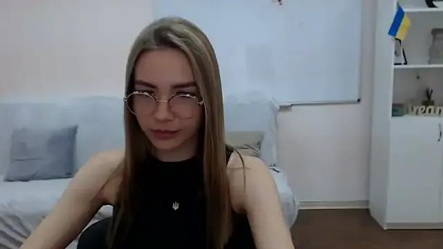 aSingleOne on StripChat