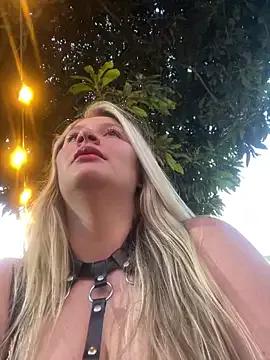 aurora_coldd on StripChat