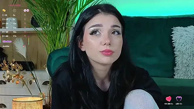 Avery-- on StripChat