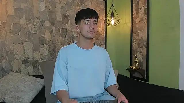 Axel_Draven on StripChat