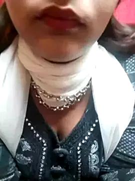 Babe_Doll04 on StripChat