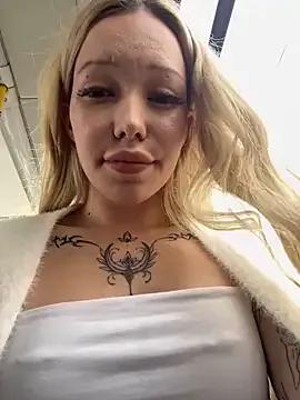 babydolll on StripChat