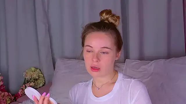 BeatriceEsmont on StripChat