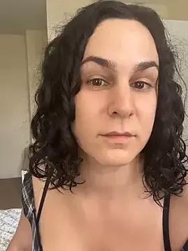 bellafiera on StripChat