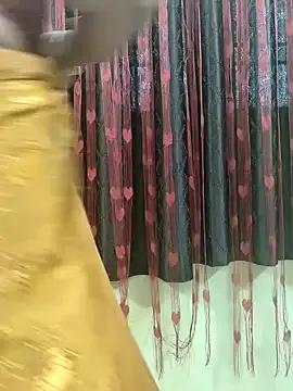 bhuvana_555 on StripChat