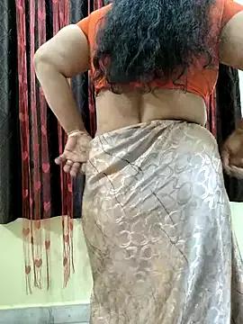 bhuvana_555 on StripChat
