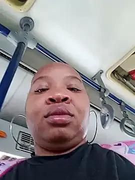 Bigasshott_ on StripChat